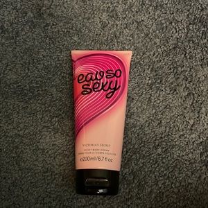 VS Eau So Sexy Body Cream
